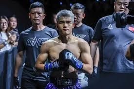 [流言板]詹姆斯年满40岁后第21次得分20+，超越乔丹独占历史第一50亮287回复